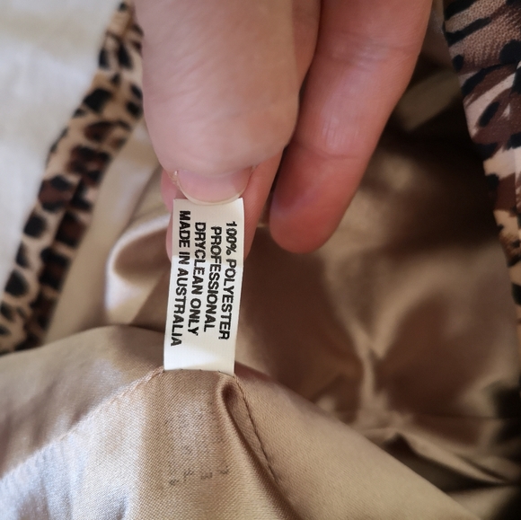 Gerry Shaw leopard print blazer - Picture 2 of 4